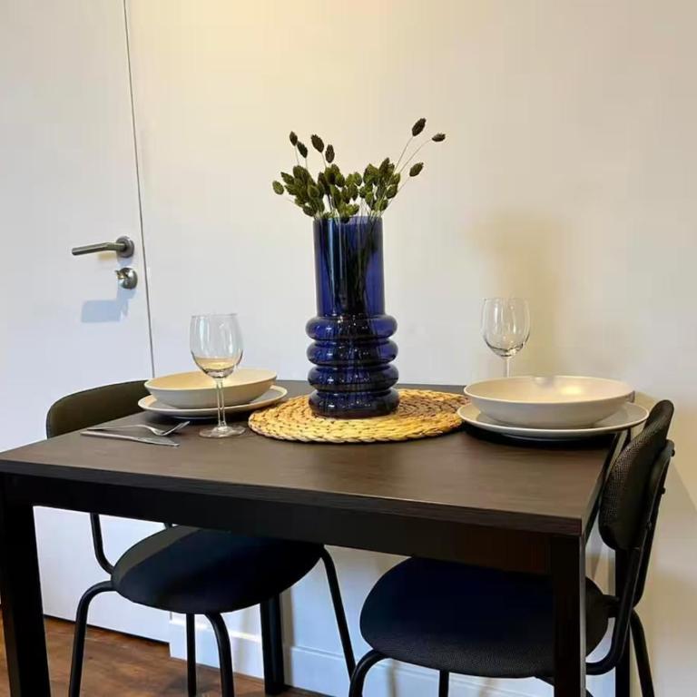 Celine 11 Appart Jaune chaleureux pour 4 voyageurs à Paris - Appartement 1 Chambre - 6