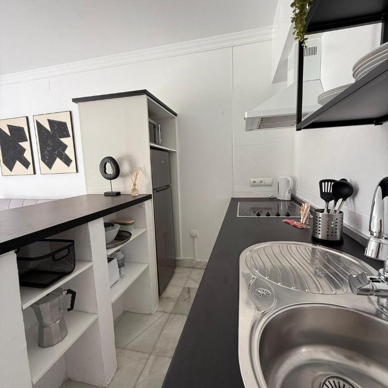 Le Corbusier Pool AC Parking Benalmádena Andra - One-Bedroom Apartment - 29