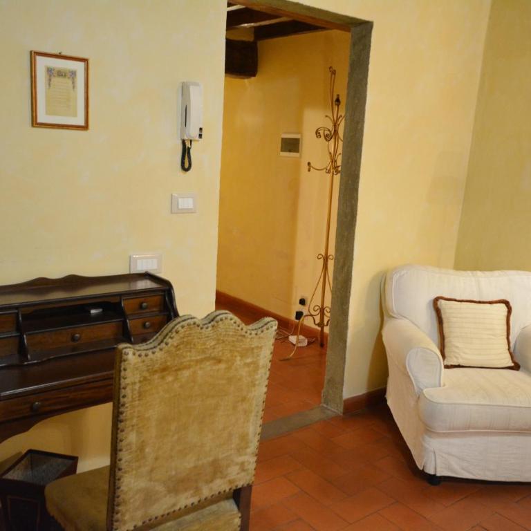 UNYCA - Florence Spacious Apartment - Appartamento con 1 Camera da Letto - 4