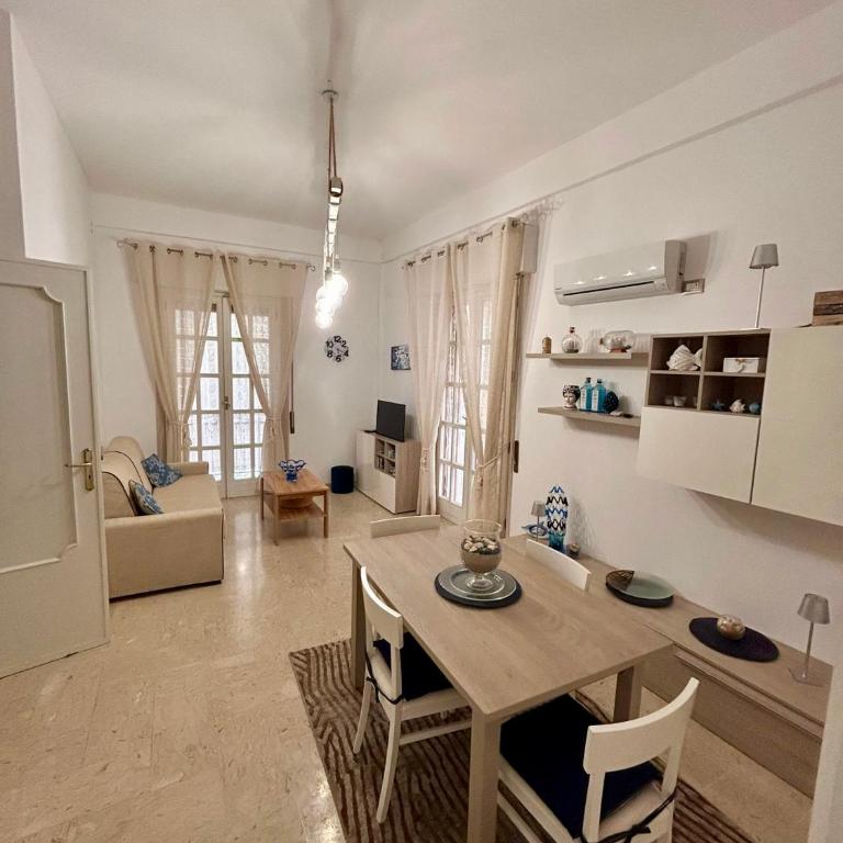 Appartamento Katia's - A due passi dal mare - Appartamento con 2 Camere da Letto - 4