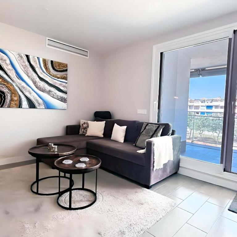 Dunas Sunset - Beachfront Bliss in Torrox Costa - Apartamento de 3 dormitorios - 4