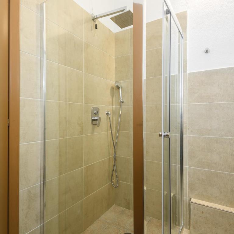 Hotel Moderno - Camera Tripla Comfort - 5