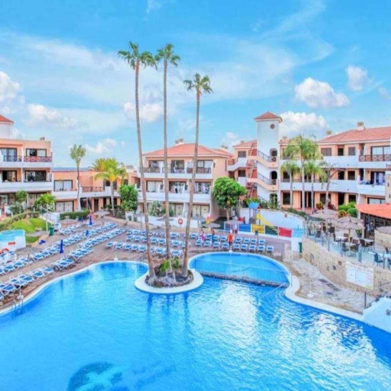 Apartment with pool and gardens near the coast - Apartamento de 1 dormitorio - 1