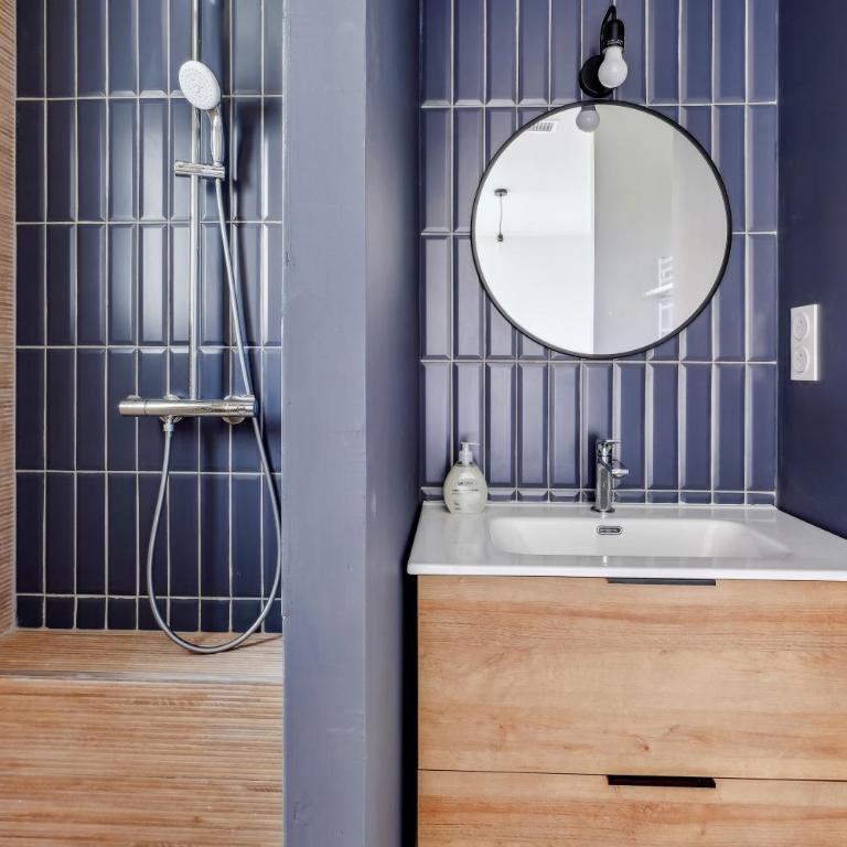 Maison contemporaine avec bassin à 300m de la mer - Villa - Côté Plage - 19