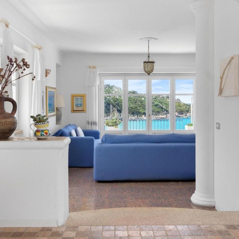 Villa Teresa - Four-Bedroom House - 11