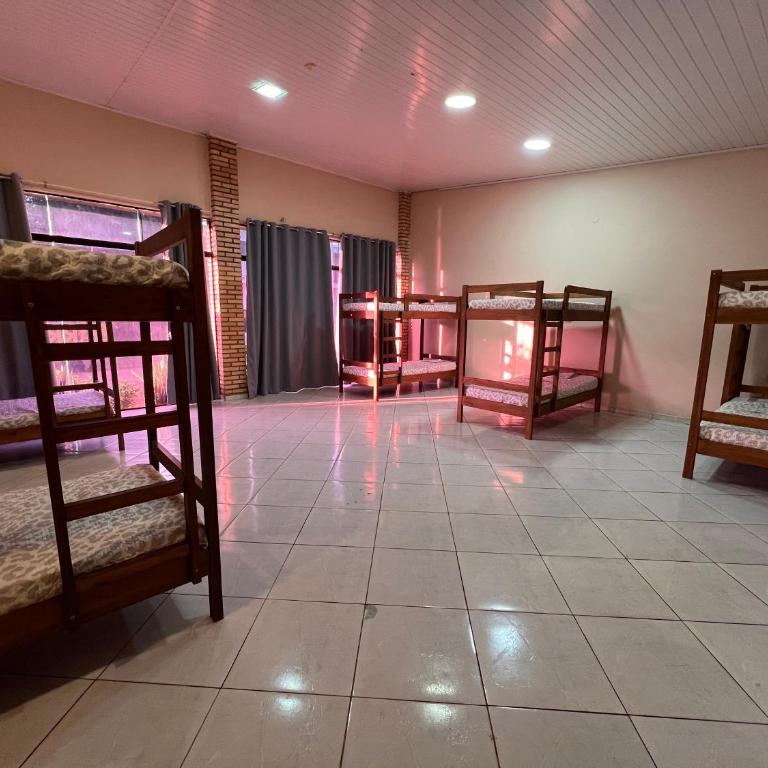 Ivy House Apart Hotel - One-Bedroom House - 2