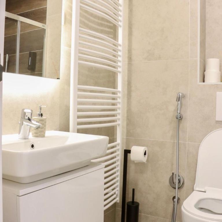 The Royal Nest Sarajevo Waves - Apartman sa 2 Spavaće Sobe - 15
