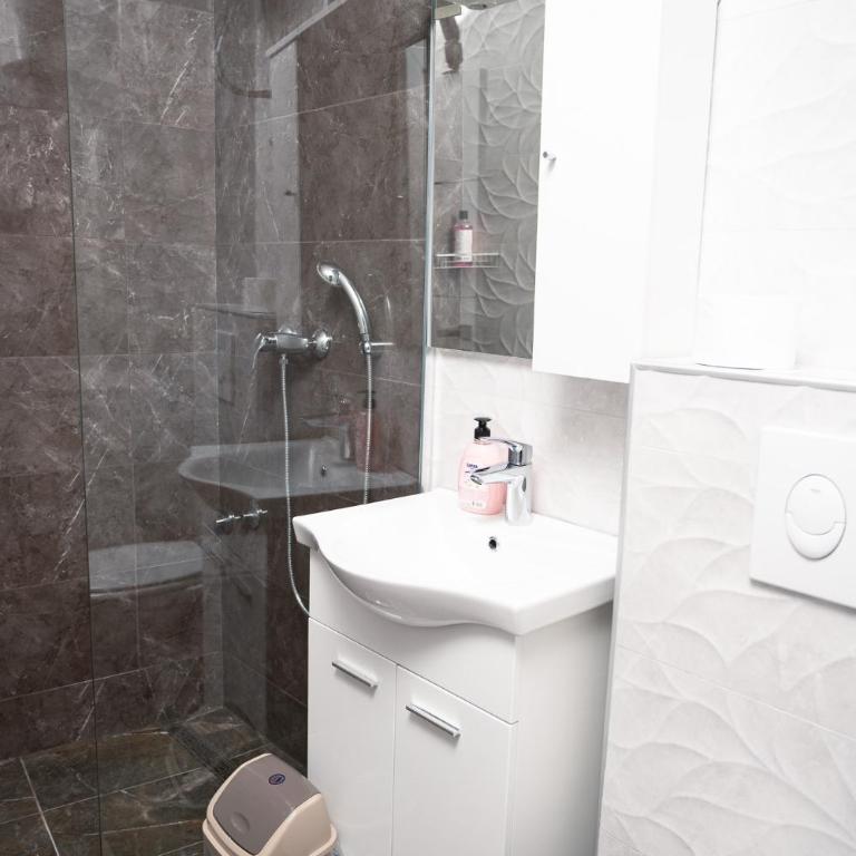 Villa Palma - With Free Parking - Double Room - 8