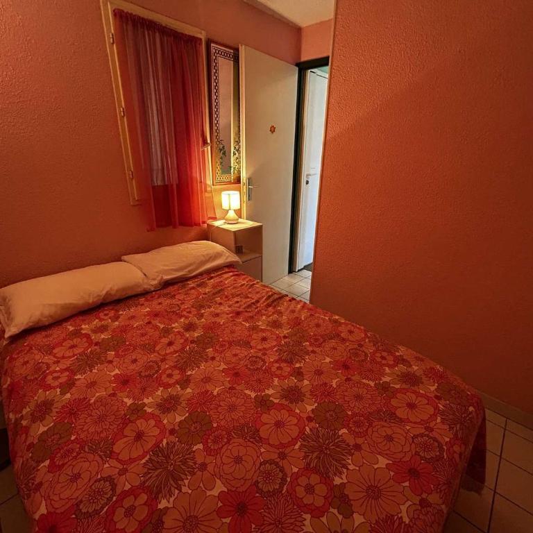 Appart 2 pièces avec piscine et parking à Port Camargue - FR-1-250-293 - Appartamento - 13