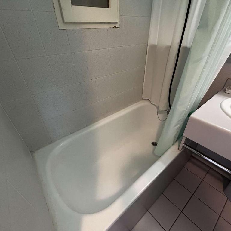 Appart 2 pièces avec piscine et parking à Port Camargue - FR-1-250-293 - Appartamento - 18