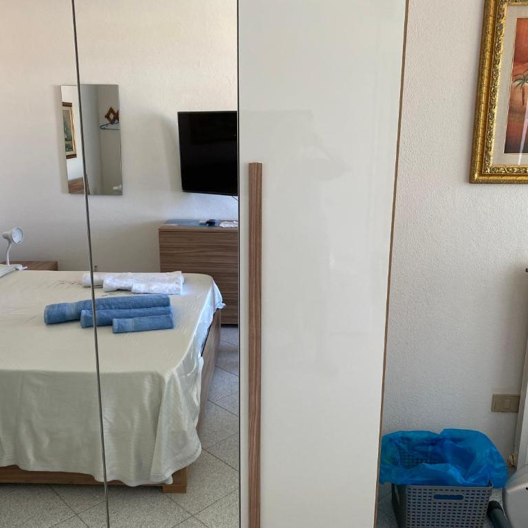 B&b G&D - Camera Matrimoniale con Bagno in Comune - 5