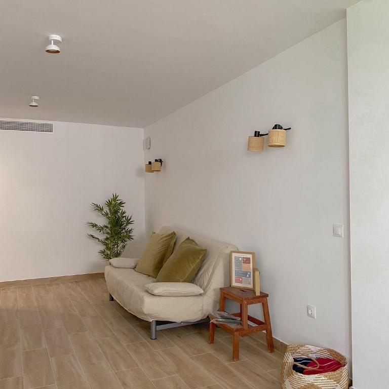 Modern & Relax Apartment in Estepona, Perfect for Families - Two-Bedroom Apartment - 17
