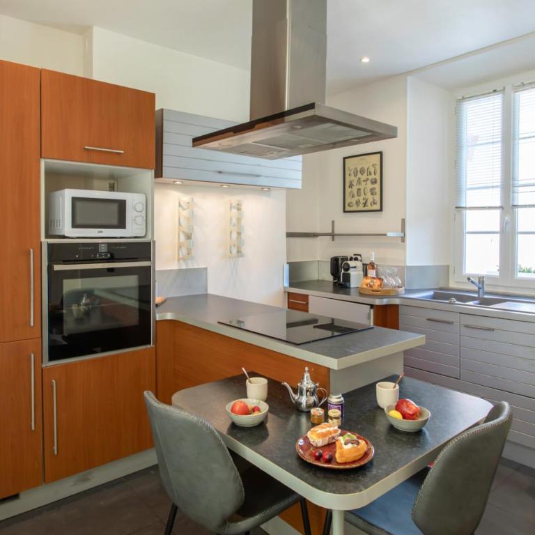 C10 Staywiz us - 3P 10 min Palais Festivals & Sea - AC & Parking - Appartement 2 Chambres - 3