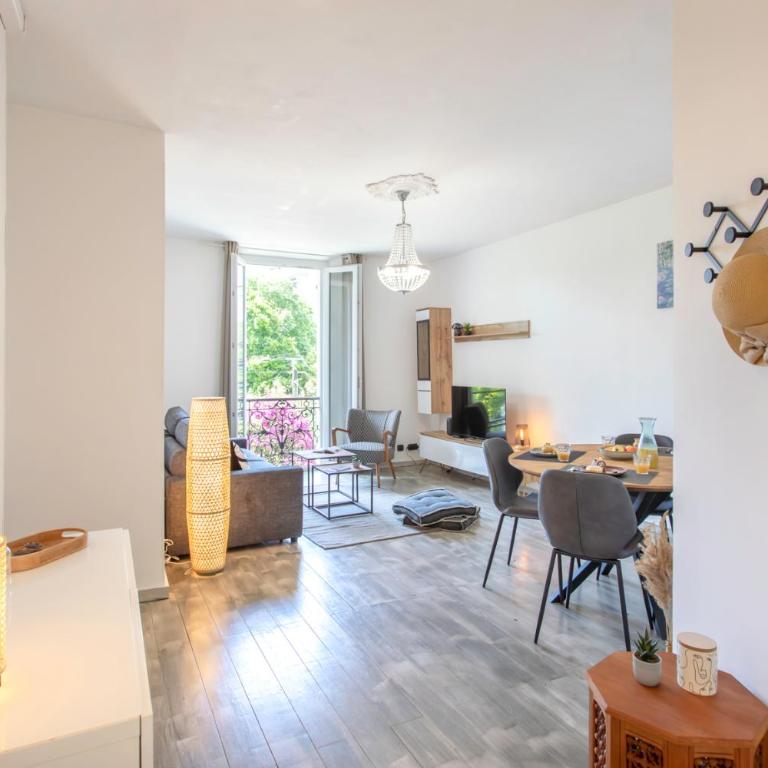 C10 Staywiz us - 3P 10 min Palais Festivals & Sea - AC & Parking - Appartement 2 Chambres - 17