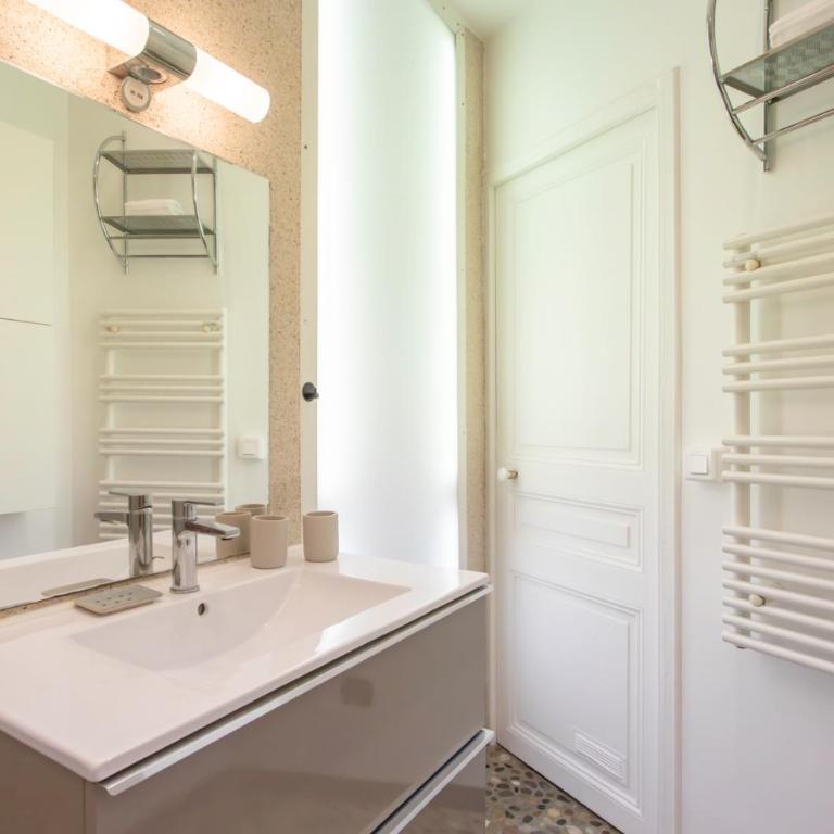 C10 Staywiz us - 3P 10 min Palais Festivals & Sea - AC & Parking - Appartement 2 Chambres - 15