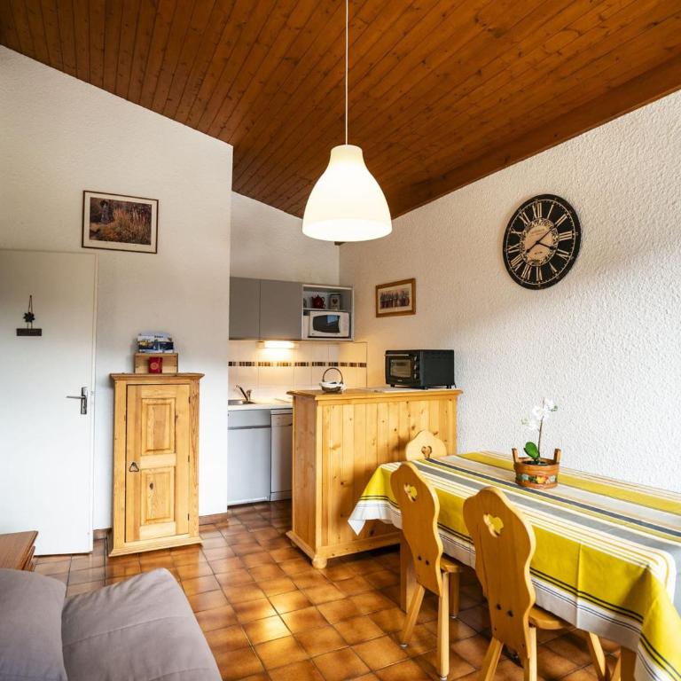 Châtel - 2 Pièces, 5 Pers, Balcon, Parking, Proche Remontées, Exposé Sud/Ouest - FR-1-676-83 - Appartement - 1