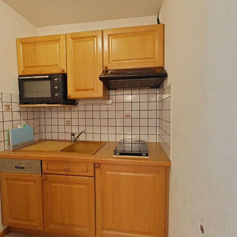 Appartement cosy 2 pièces, 6 couchages, animaux acceptés, casier à skis, centre proche - FR-1-241-193 - Apartamento (6 adultos) - 8