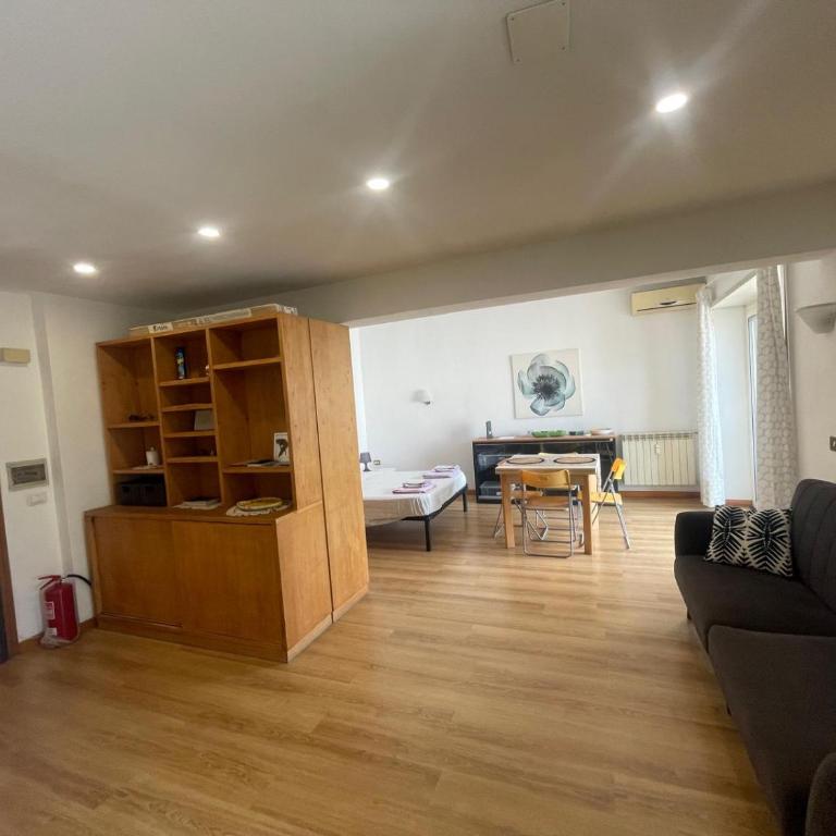 Bright and Cozy Studio Apartment near Trastevere Station - One-Bedroom Loft Apartment with One Queen Bed - 6