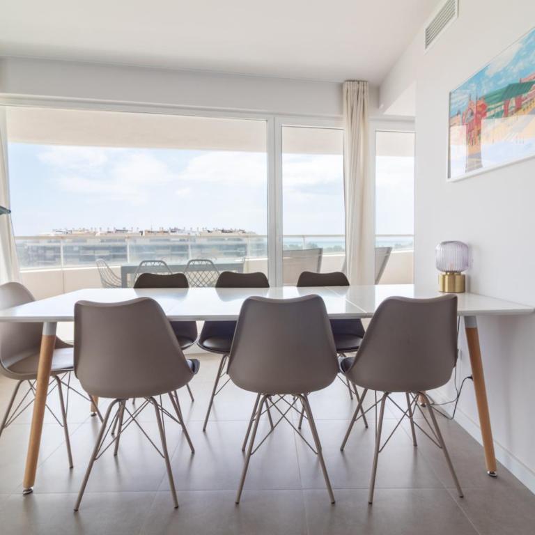 Global Vacacional, Moderno apartamento con gran terraza y vistas al mar - Apartment with Sea View - 3
