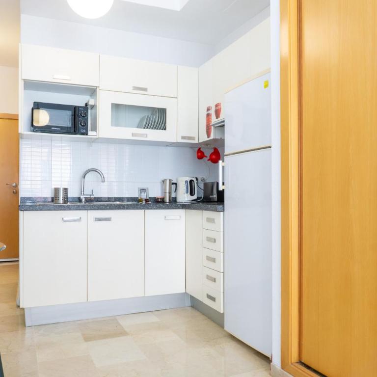 The Sunny Deck Studio - Apartamento Estudio - 12