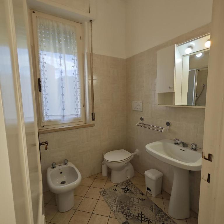 R04 - Comodo trilocale con giardino e posto auto - Appartamento - 23
