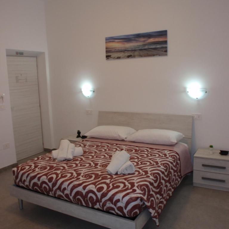 Seunis rooms - Camera Matrimoniale con Bagno Privato - 1