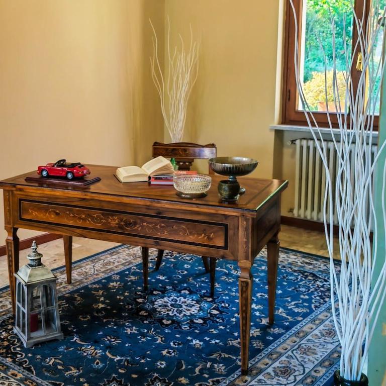 Villa Dina - Oasi di Pace tra le Colline - 15 min da Lucca - Casa con 3 Camere da Letto - 20
