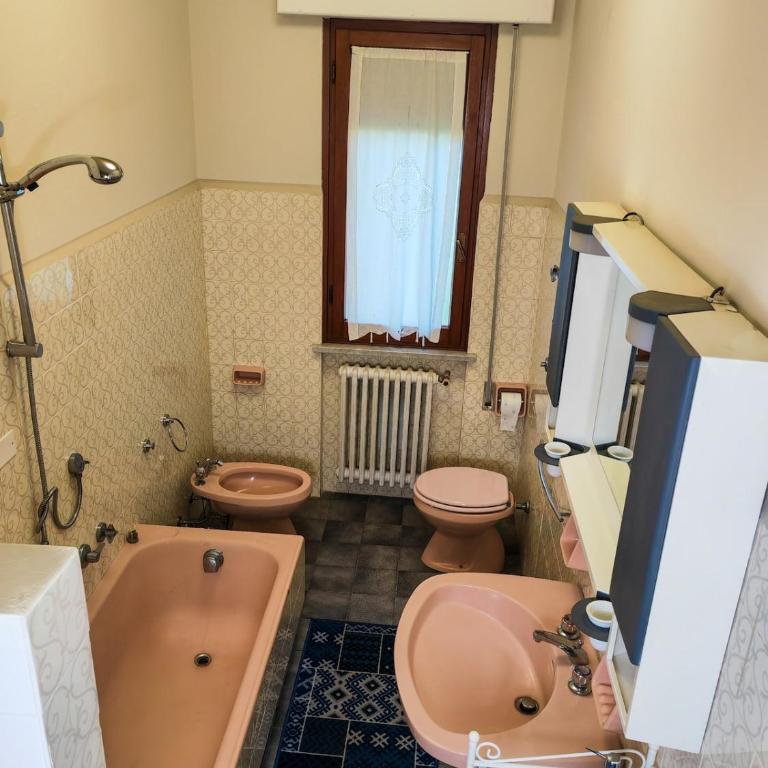 Villa Dina - Oasi di Pace tra le Colline - 15 min da Lucca - Casa con 3 Camere da Letto - 23