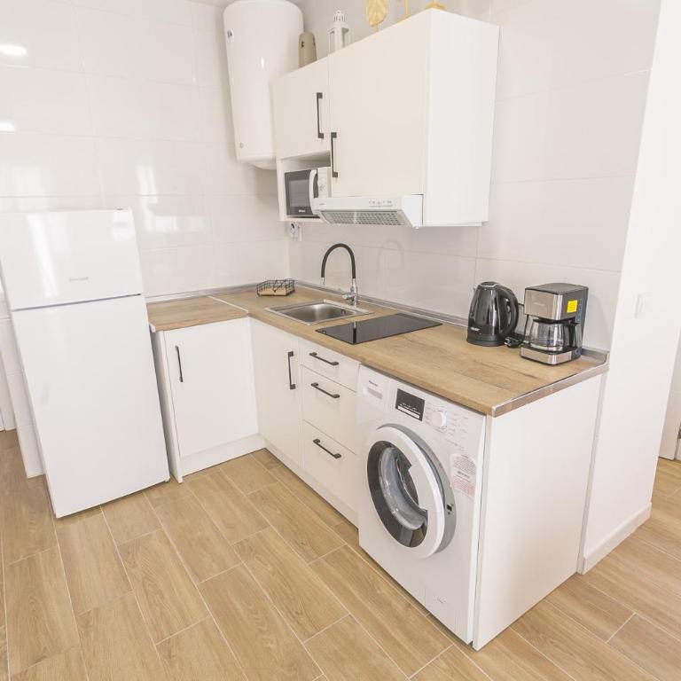 Marimel Nerja Alojamientos - Apartamento Estándar de 2 dormitorios - 3