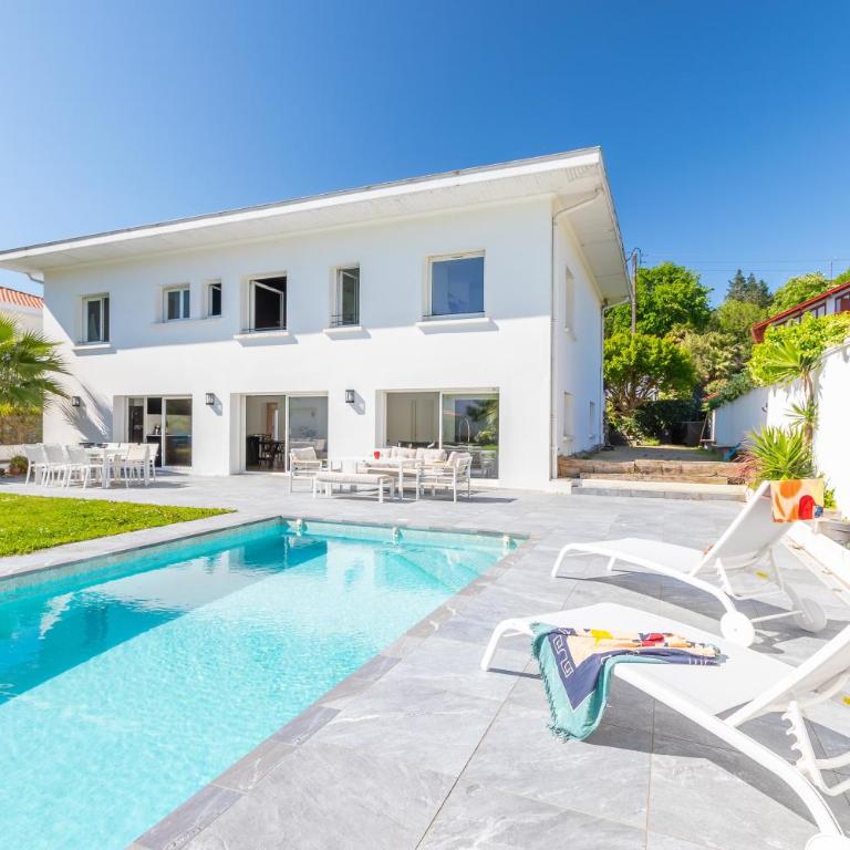 Villa Noa - Superbe villa piscine 8 personnes - Villa 4 Chambres - 1