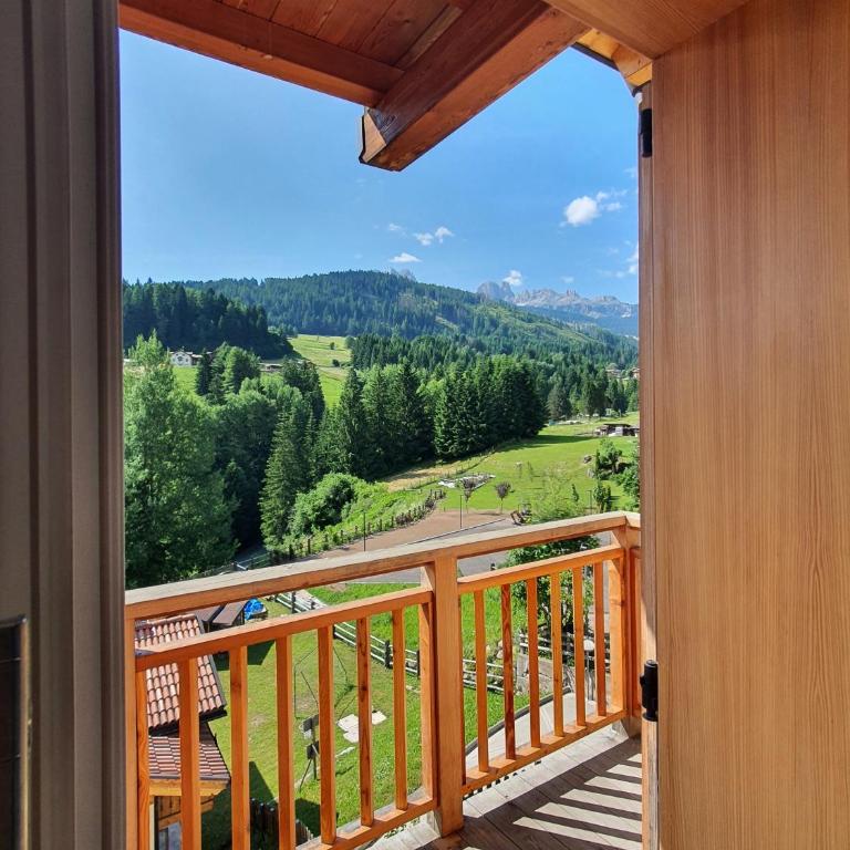 Casa Sandra Moena by Go new Location - Appartamento Deluxe con 2 Camere da Letto e Balcone - 5