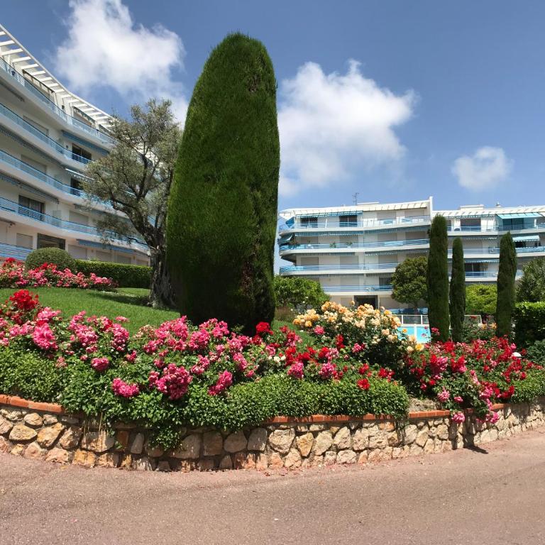Spacious 3 bedroom apartment Great pool 5min to JLP beach Ideal for 2 families - Appartamento con 3 Camere da Letto - 15