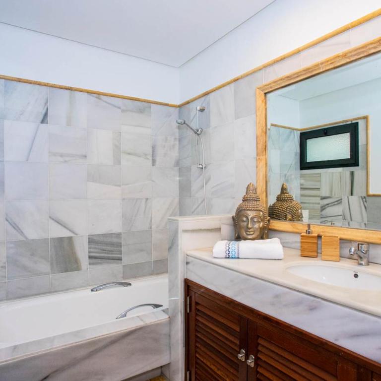 Domus Vulcani Villa Lotus - Two-Bedroom Villa - 4