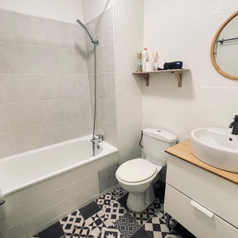Studio of 21m 2 near the heart of Toulouse - Estudio - 9