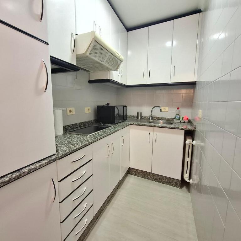 Luna - Disfruta de Ourense en este piso con terraza en el casco histórico - Apartamento de 2 dormitorios - 19