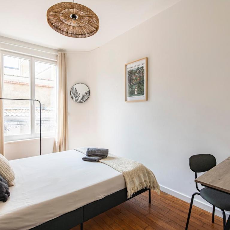 Immeuble spacieux - hyper centre - 15 couchages - Maison 7 Chambres - 43