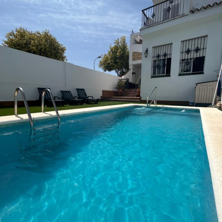 VILLA SALMONETE - Casa de 4 dormitorios - 1