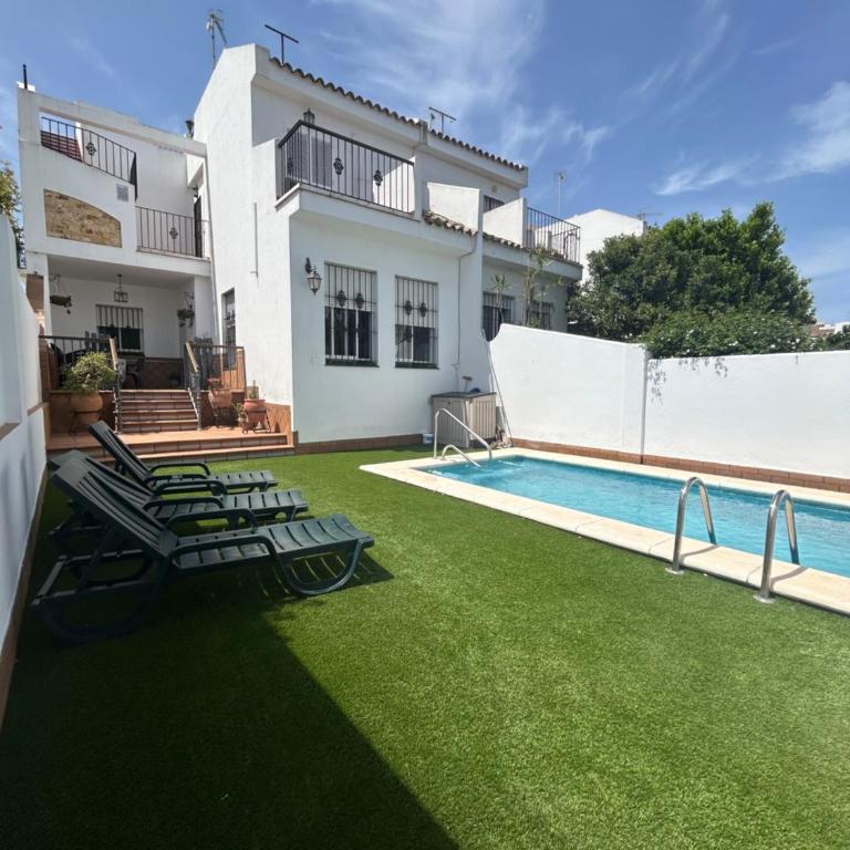 VILLA SALMONETE - Casa de 4 dormitorios - 2