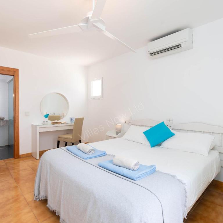 242 - Casa Blanca by Villas Now Ltd - Villa con piscina privada - 4