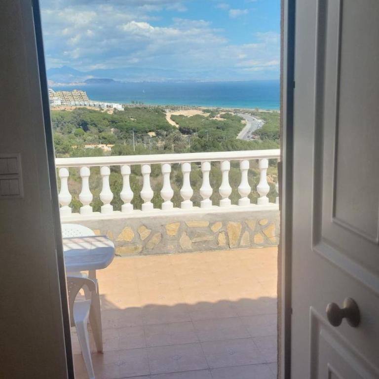Sea-view hill house - Two-Bedroom House - 10