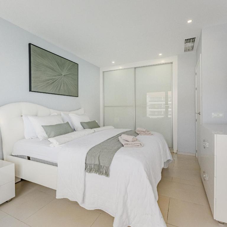 Exclusive Penthouse - 85m pool - private garage - 3 terraces - Apartamento de 2 dormitorios - 20