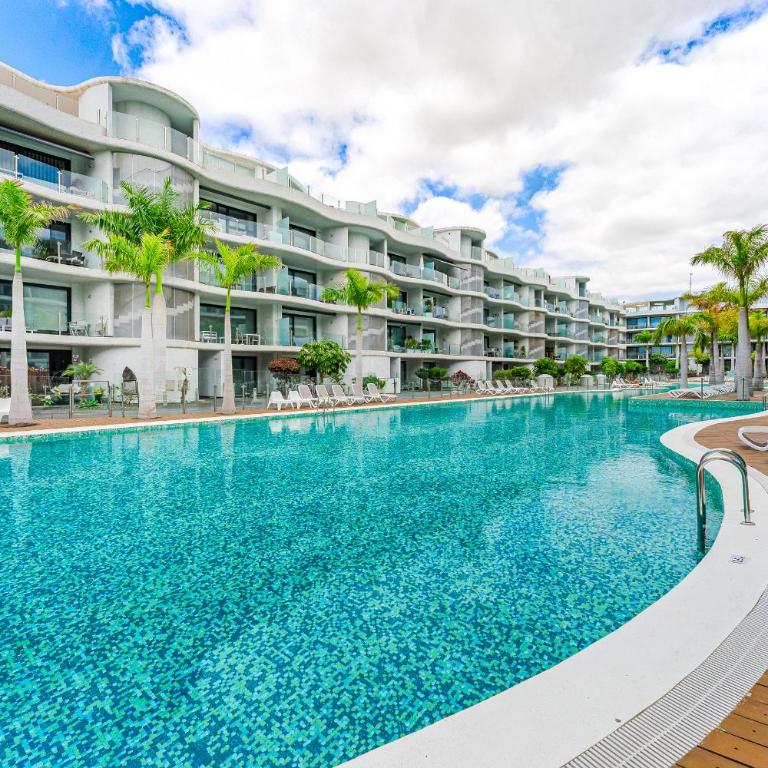 Exclusive Penthouse - 85m pool - private garage - 3 terraces - Apartamento de 2 dormitorios - 1