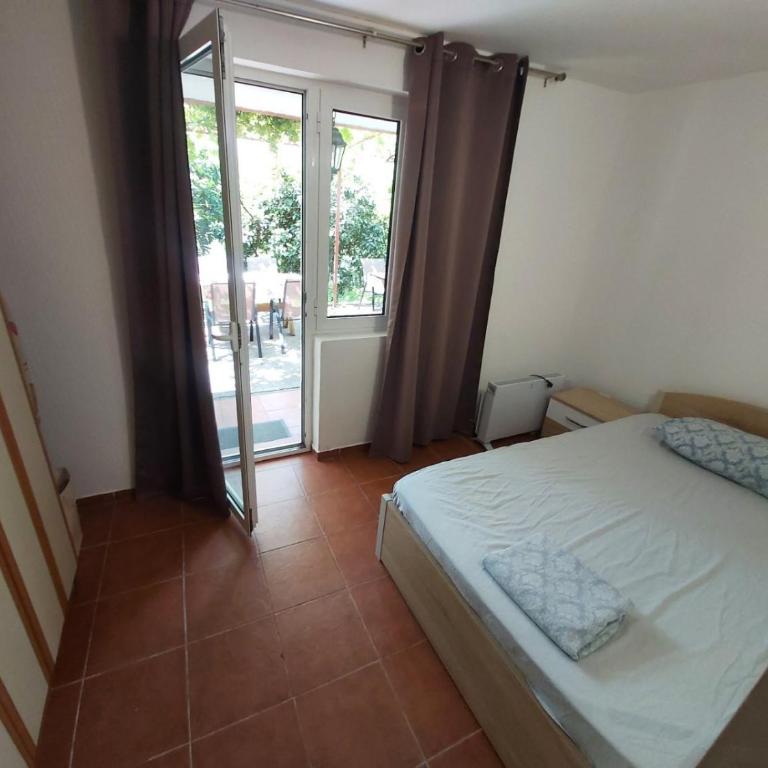 Two Bedrooms Apartment With Garden View - Apartman sa 2 Spavaće Sobe - 18