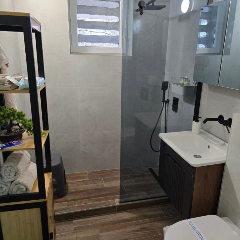 Kostas Apartment - Two-Bedroom Apartment - 18