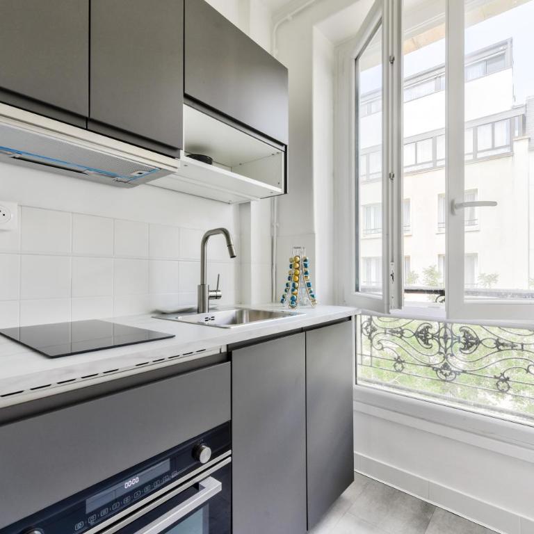 Quiet & Refurbished 1BR Parisian Retreat-Paris 16 - Appartement 1 Chambre - 10