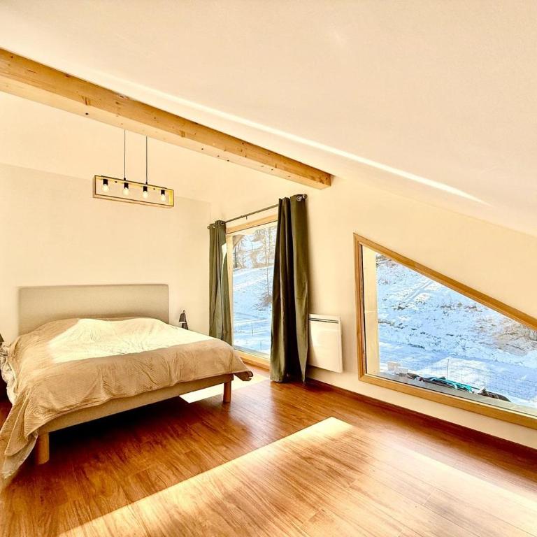 MAGNIFIQUE CHALET 3 CHAMBRES CONSTRUCTION NEUVE - Villa 3 Chambres - 6