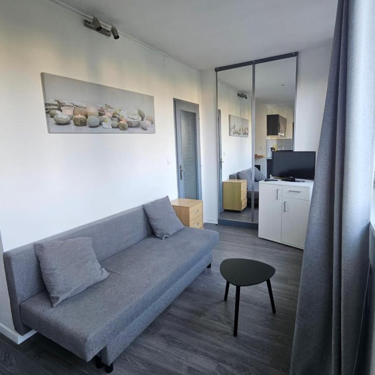 F2 sympa quartier Nouvelle Ville - Apartment mit 1 Schlafzimmer - 3