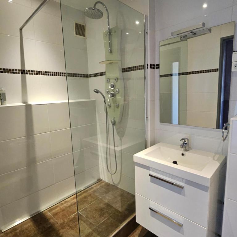 F2 sympa quartier Nouvelle Ville - Apartment mit 1 Schlafzimmer - 5