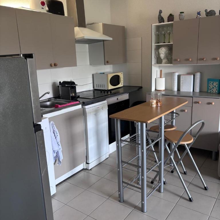 T2 42 m2 private residence parking - Appartement 1 Chambre - 6