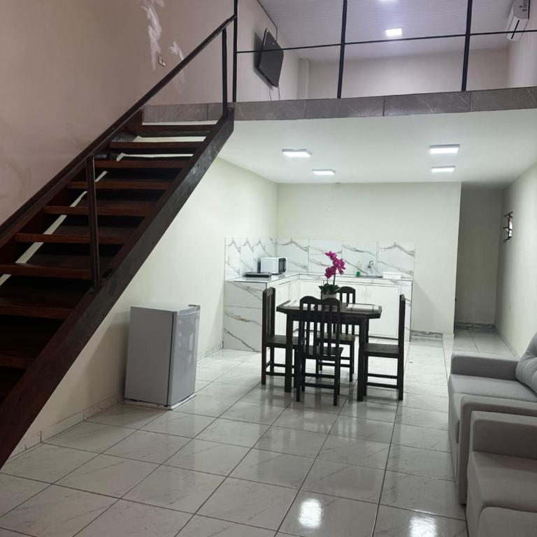 Hollywood apartamentos - One-bedroom Loft Apartment - 6